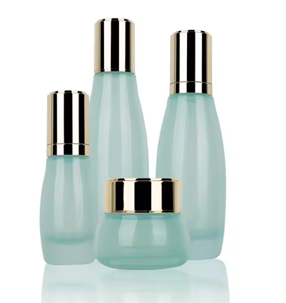 /uploads/image/2024/05/17/Wholesale bamboo skincare packaging set round empty luxury toner lotion bottle 100ml cosmetic glass bottle.png